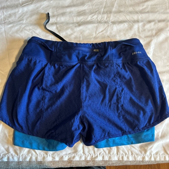 Nike Dri-FIT Running Shorts with Built-In Compression – Women’s Small Blue - Picture 3 of 4
